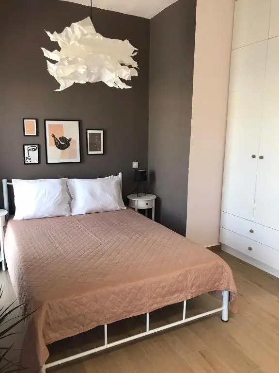 Artemis Apartments