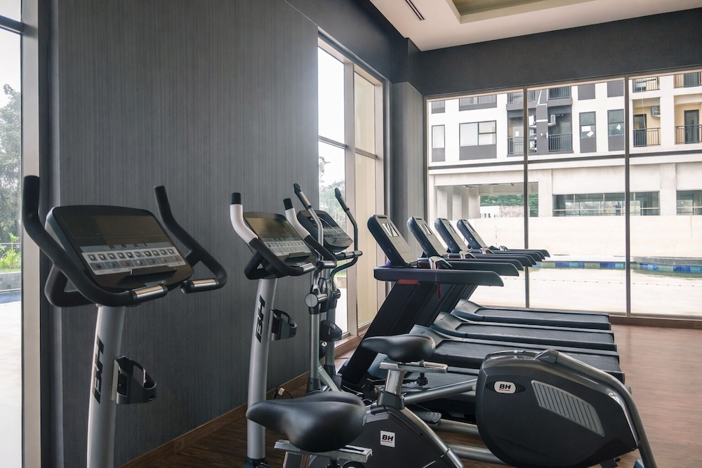 Chic Studio Near Trans Studio Cibubur At Transpark Cibubur Apartment