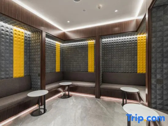 Homeinn Plus Hotel (Beijing Xizhimen Zoo)