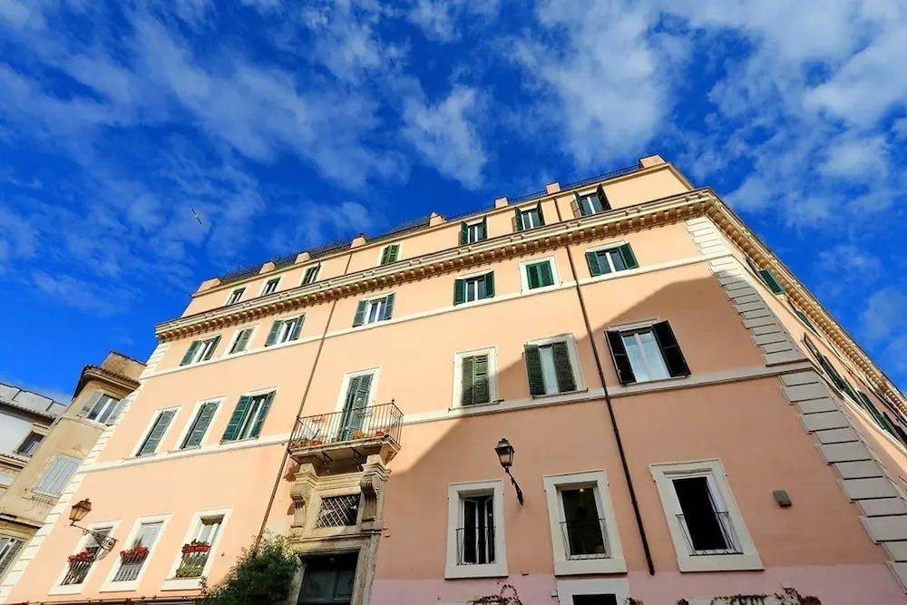 Trastevere Essence by Nosdom Properties