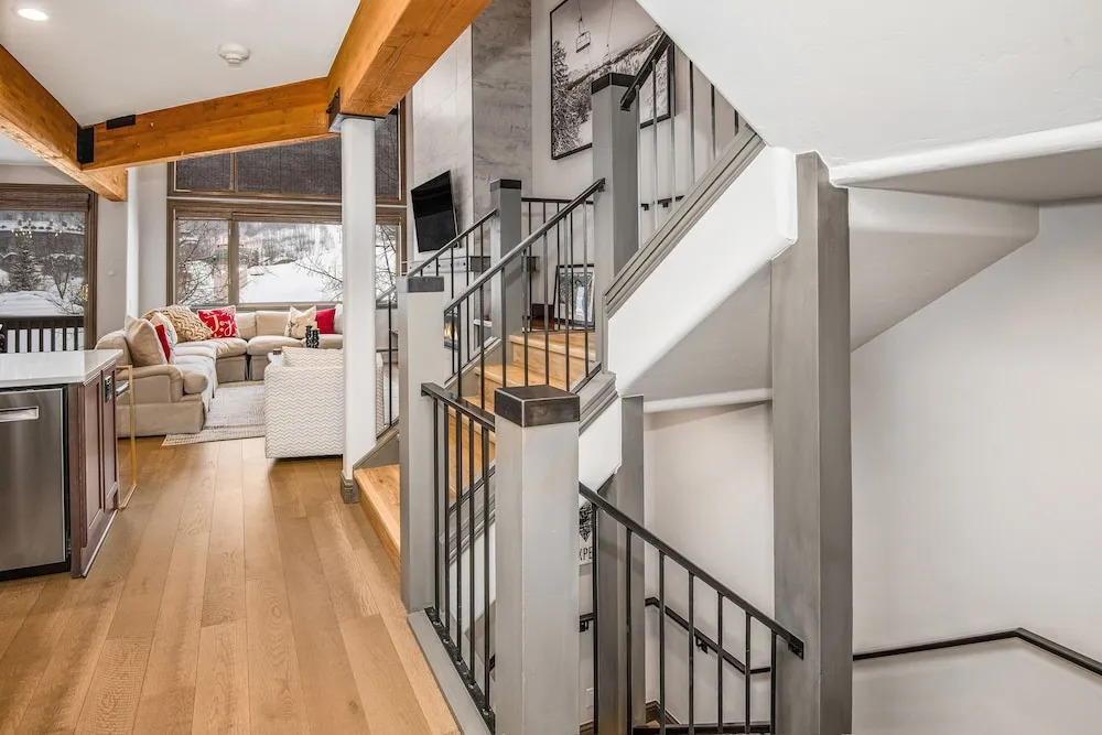 Ski In Ski Out Townhome in Rocky Mountain Access to Elkhorn Chairlift by RedAwning