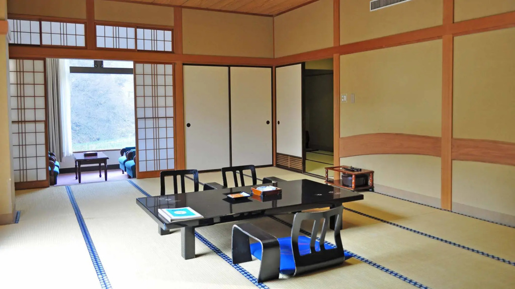 Shunjuan Yumeshi Idumiya
