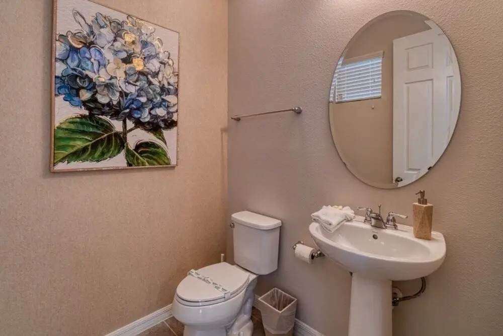 "sanitized" Solara Beautiful Home! 4 Bedroom Townhouse by Redawning