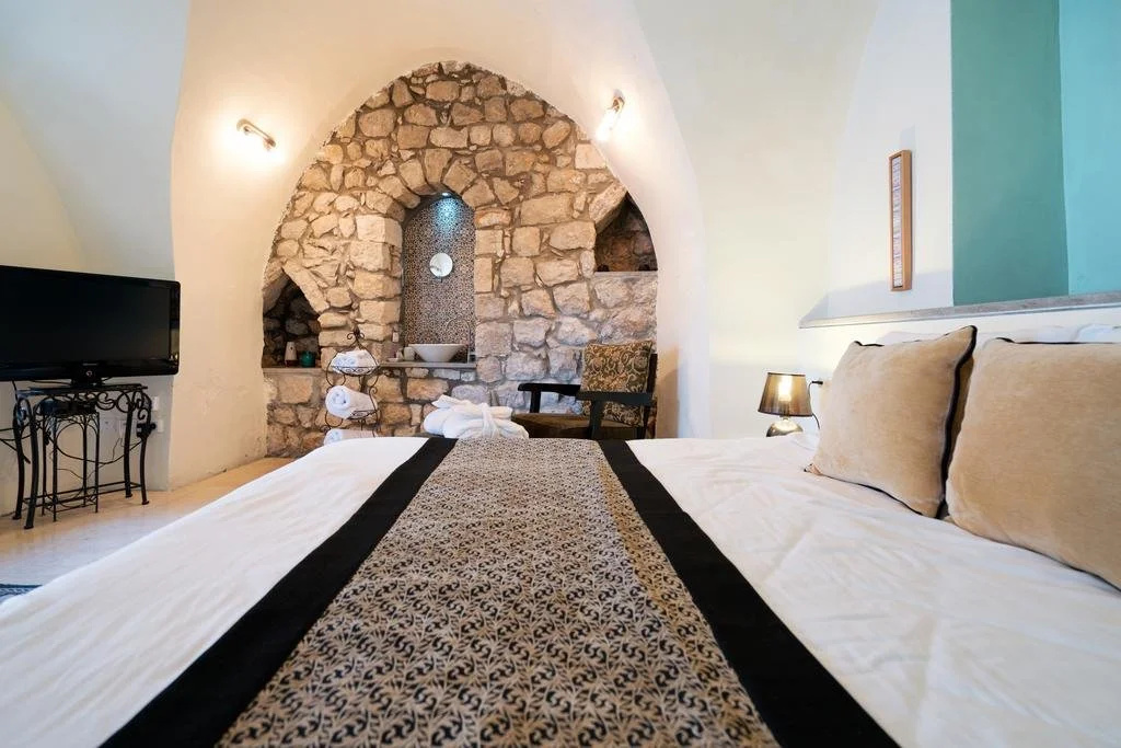 Artists Colony Inn Zefat