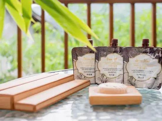 the South Flower of Fanjingshan City Has Opened A Guesthouse