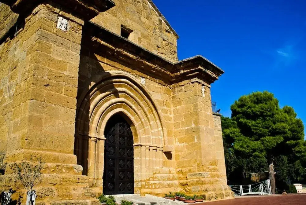 Temples Rooms