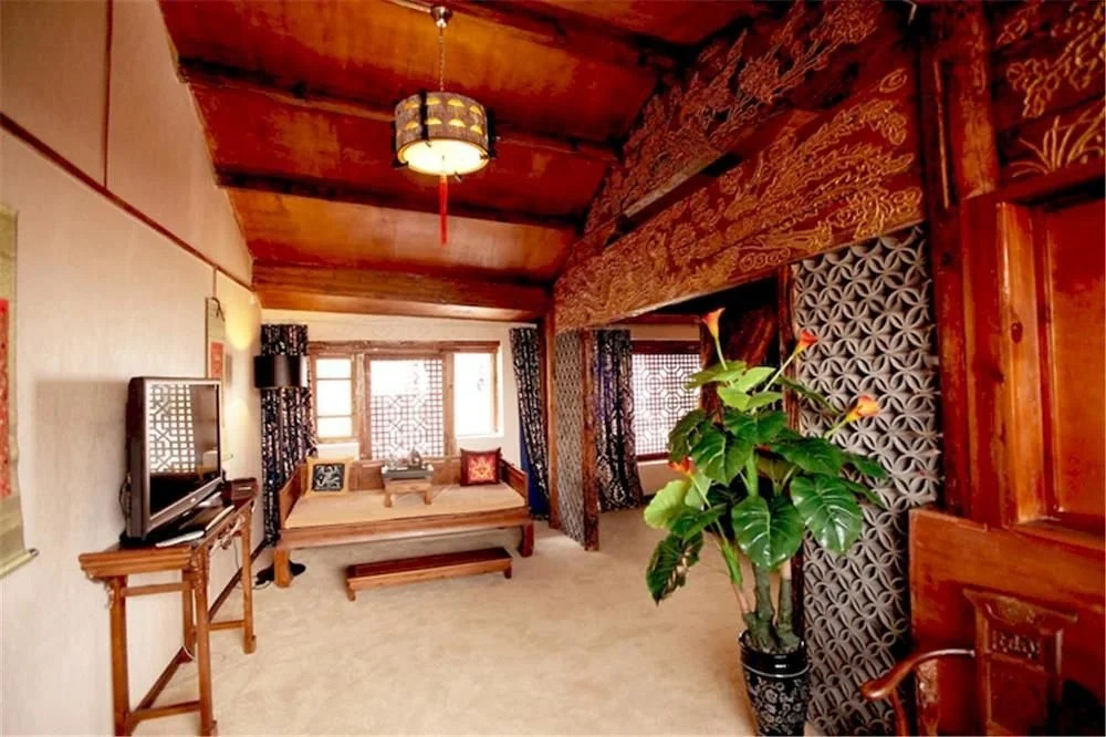 Lijiang Chihe Jingpin Inn