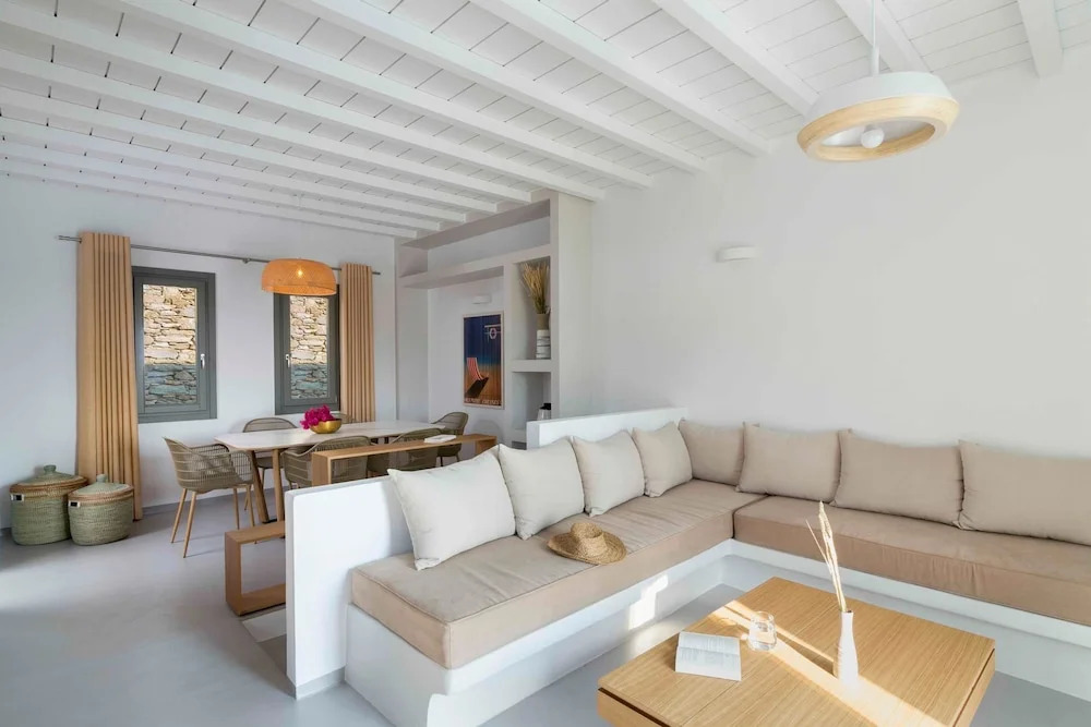 Helios Villa With Private Pool and Sea View 96m