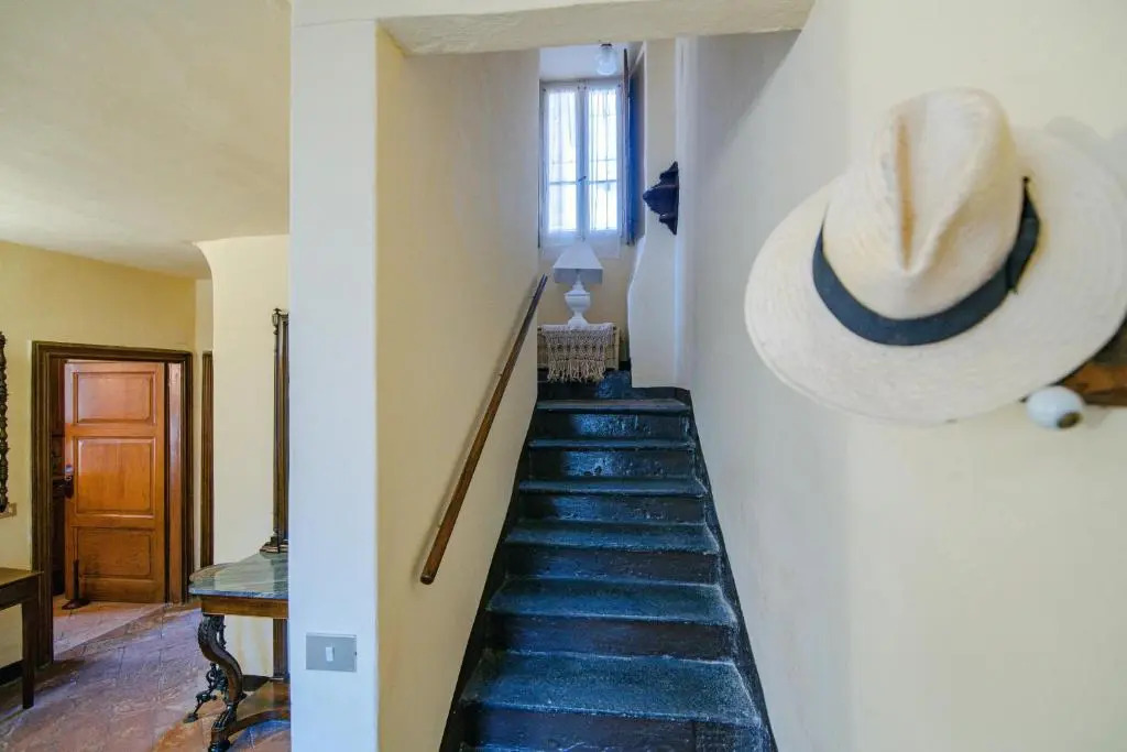 Charming House Bice - by MyHomeInComo