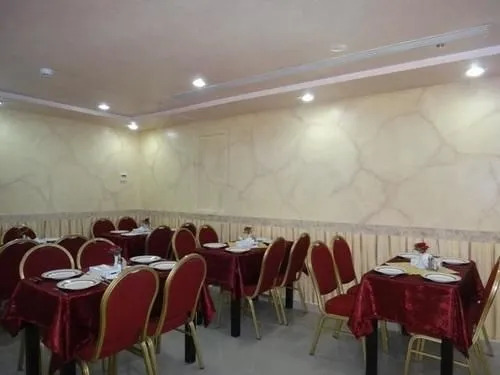 Zahra White Palace Hotel