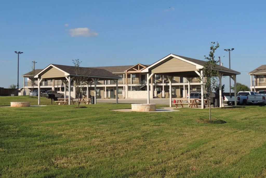 Eagles Den Suites Big Spring a Travelodge by Wyndham