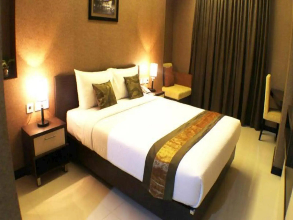 Daima Hotel Padang