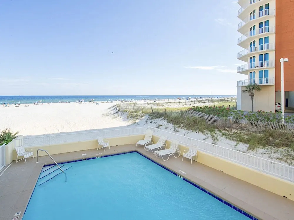 East Beach Condo #1C - 2 Br condo by RedAwning
