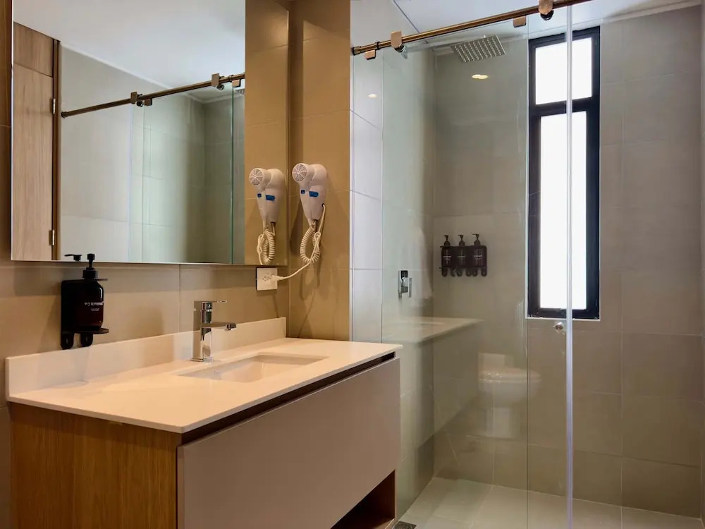 w Striking 2BR w Balcony in Santa Barbara