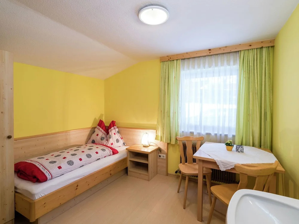 Mountain View Apartment With Sauna In Taxenbach