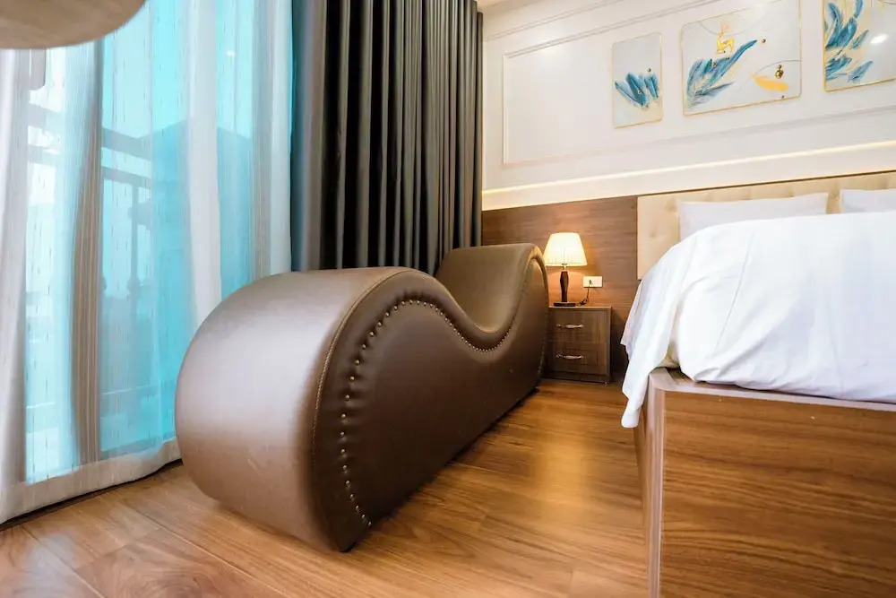 AZOMA hotel