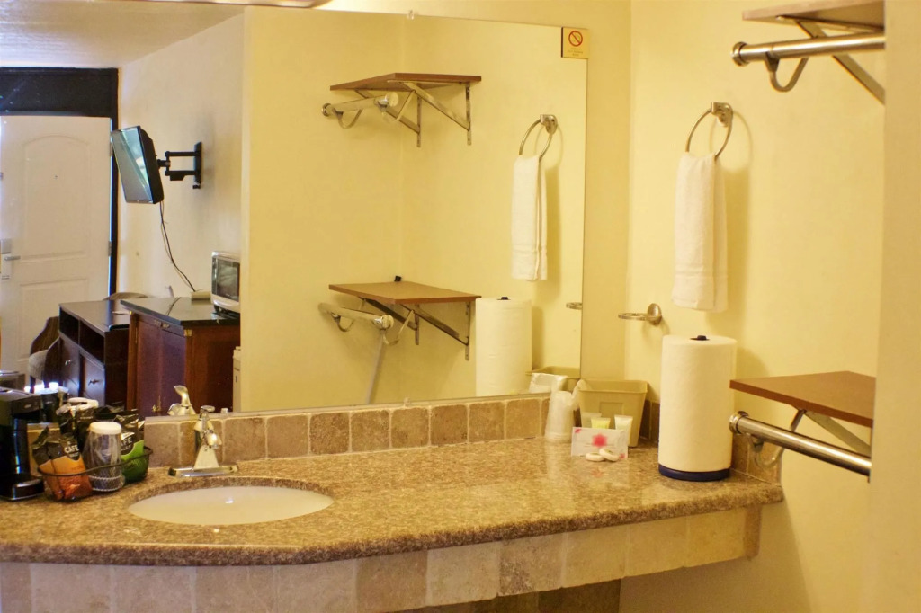 At Home Inn - Fort Pierce