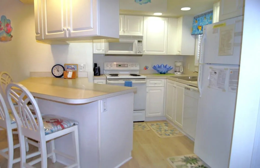 Shorehaven 16B by RedAwning