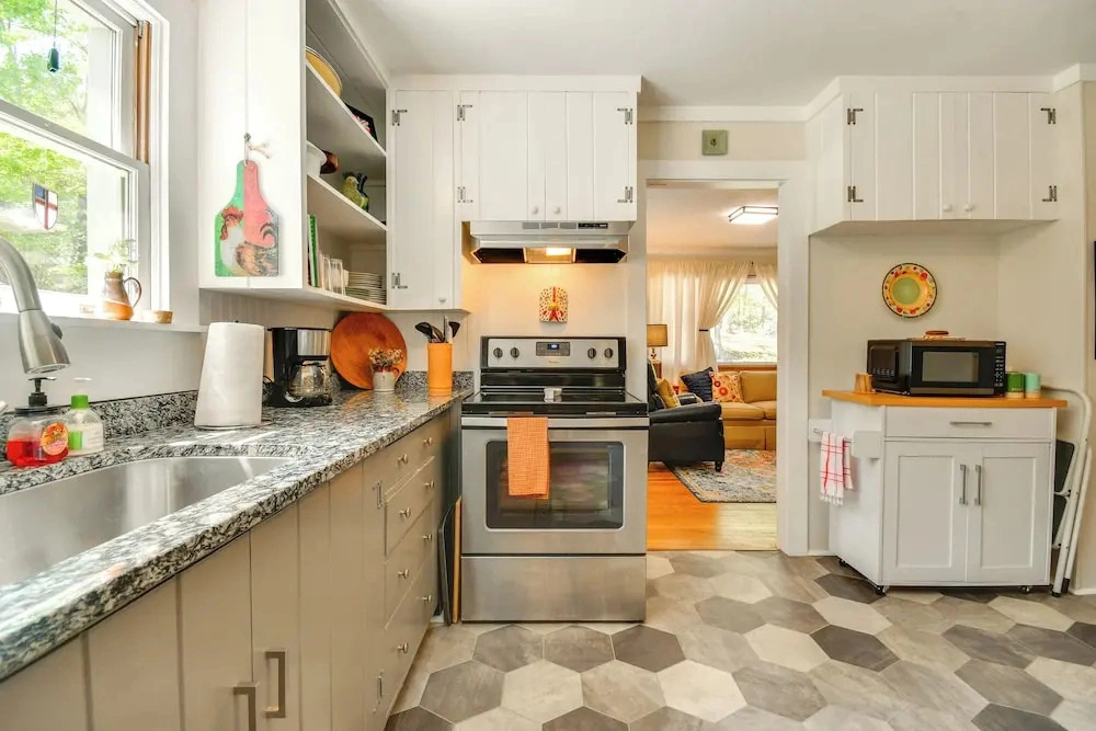 Near Horse Shows & Events! Blissful Tryon Cottage