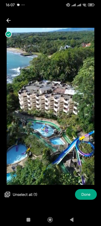 Hawaii Family Suite Resort & Spa