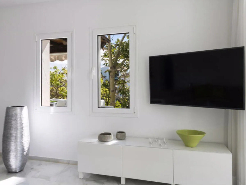 Alcazaba Beach Apartment 3302