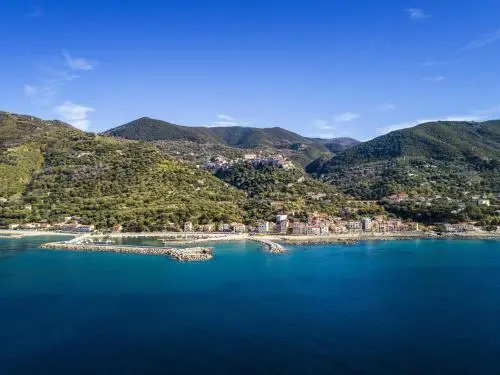Flat 2 Bedrooms 1 Bathroom - Pisciotta