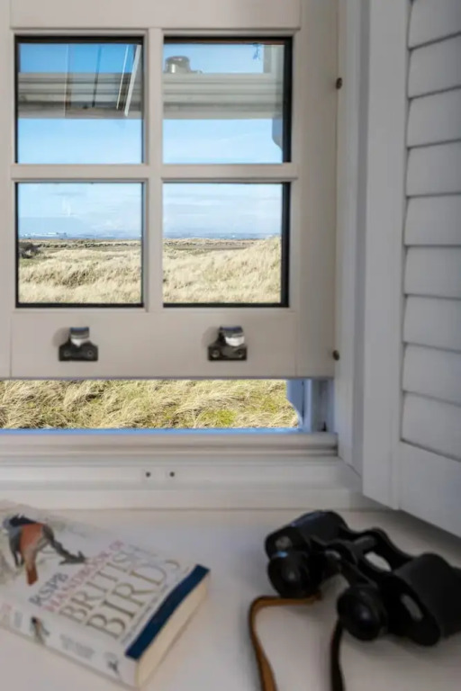 Lighthouse With Sea-views in Cumbria, No Deposit