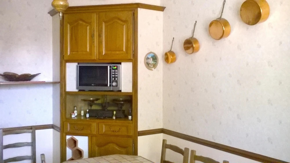 House With 4 Bedrooms in Le Mans, With Enclosed Garden and Wifi