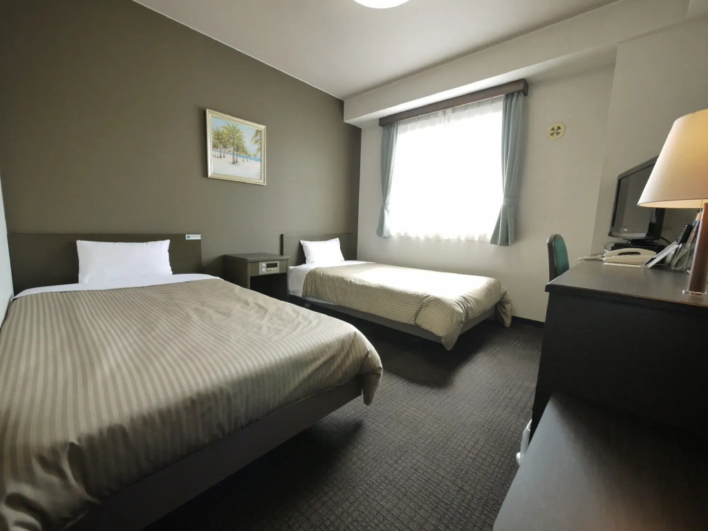 Hotel Route-Inn Nakano