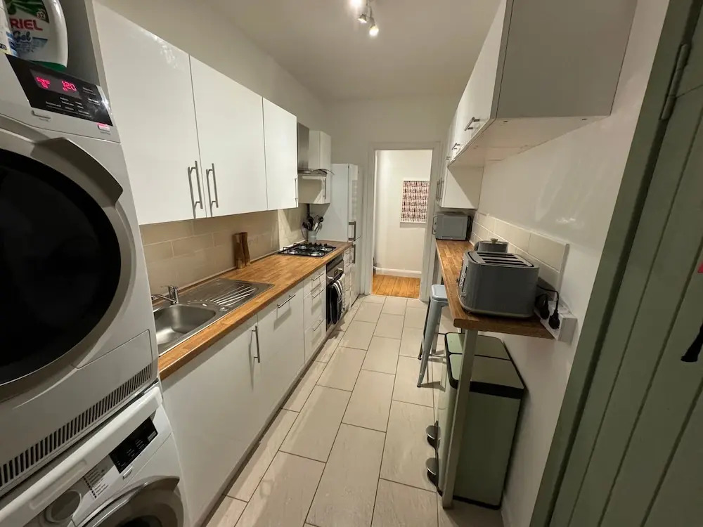 Stirling Haven: Charming 3B Apt In City Centre