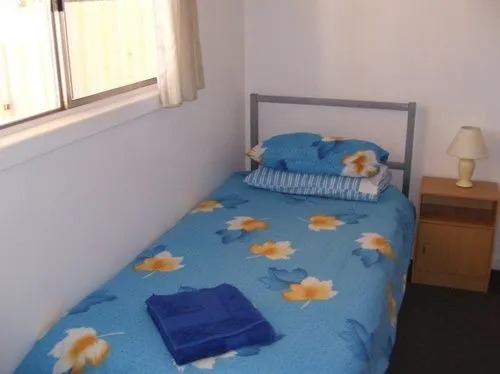 Aussie Bacon and Eggs Cottages