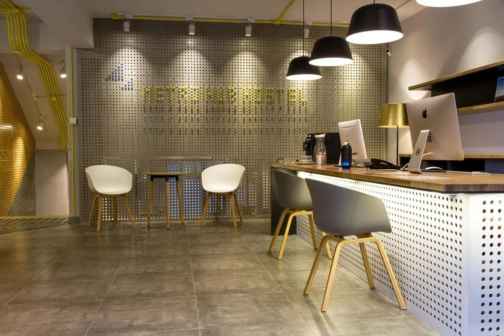 Metro Hub Hostel