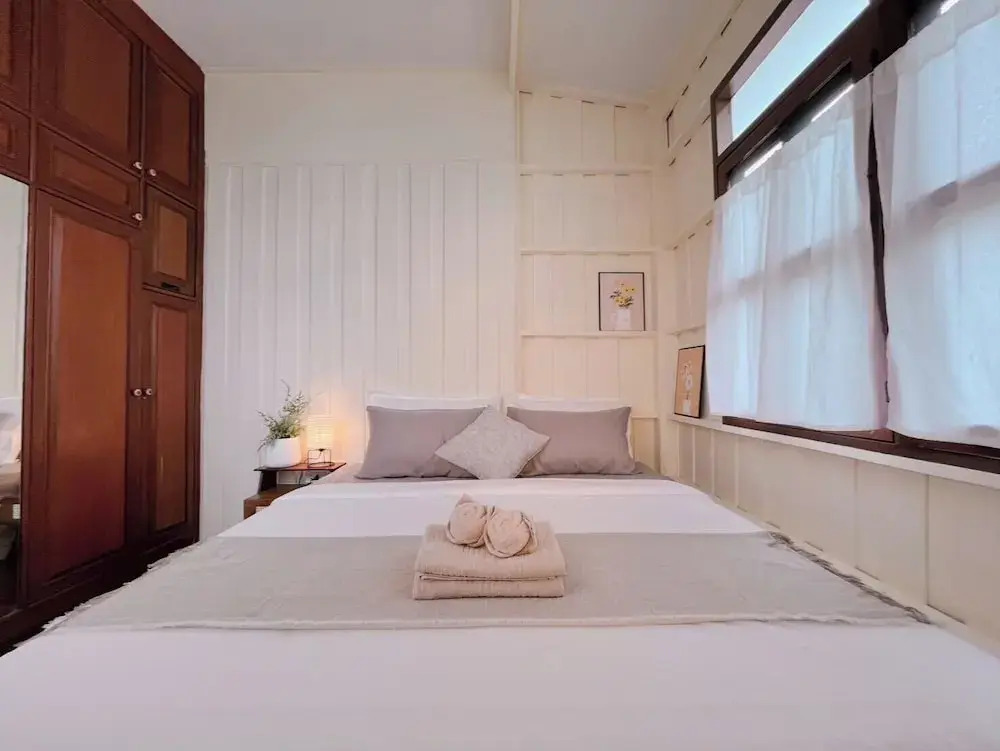 White & Green Boutique Homestay
