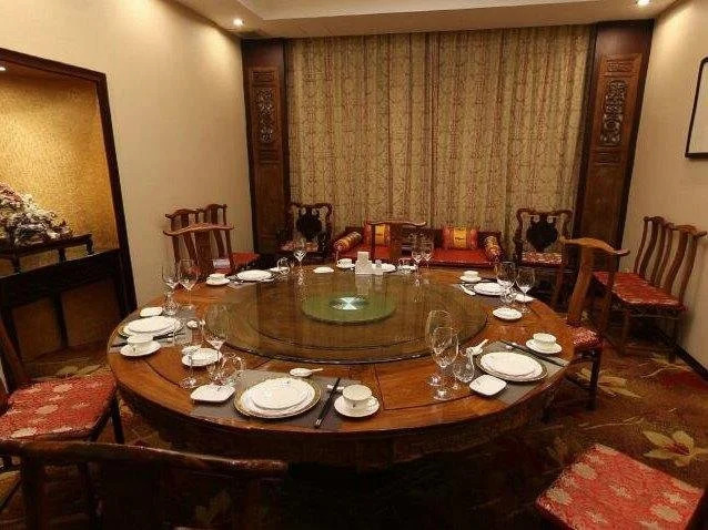 Beijing Luhong Hotel