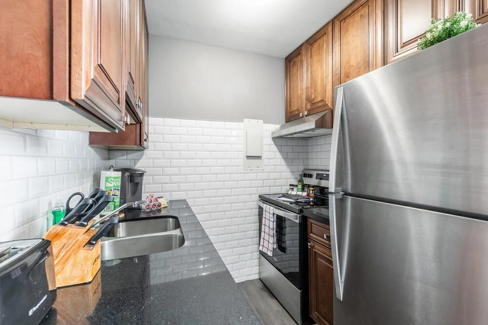 2BR Apt With Netflix - Near DT Hamilton