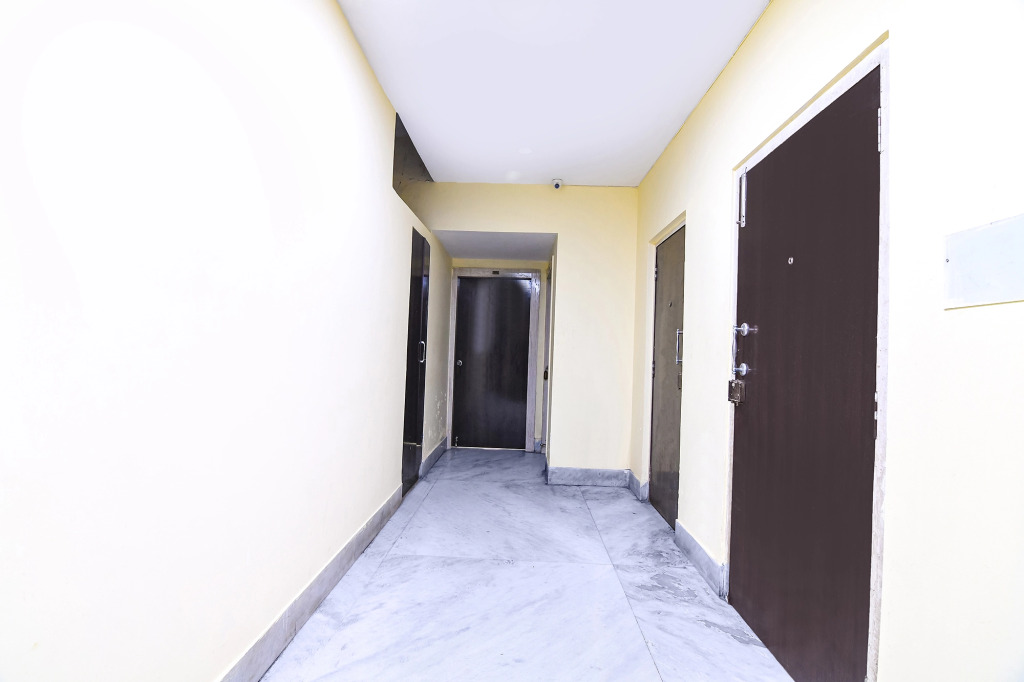 FabHotel Saltlake Palace - Nr Anandlok Hospital