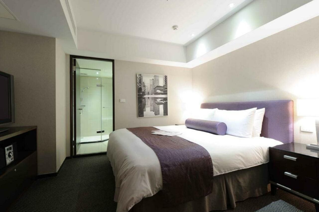 K Hotel - Yunghe