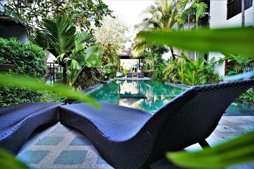 Coco Paradiso Phuket Hotel