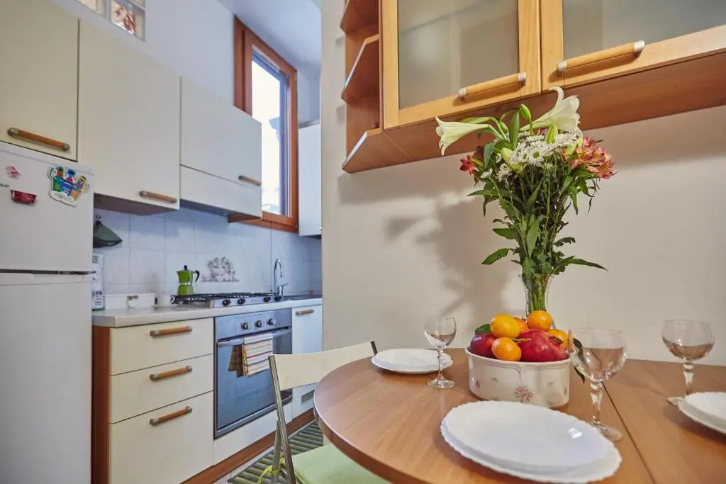Tortona Design Flat
