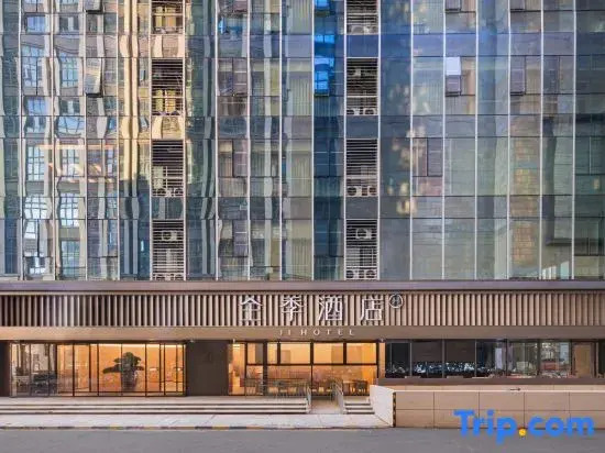 JI Hotel (Quanzhou Zhongjun FUNWORLD Fuyue Outlet)