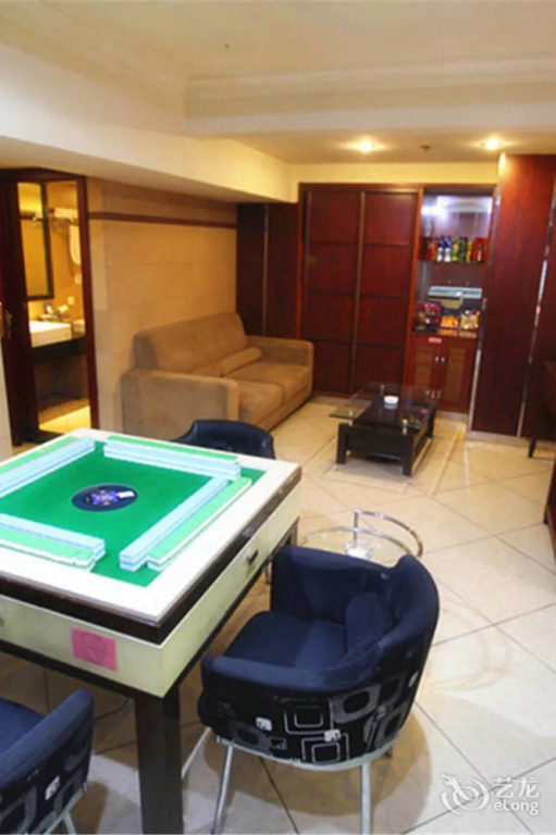 Wuhan Sunshine 128 Hotel