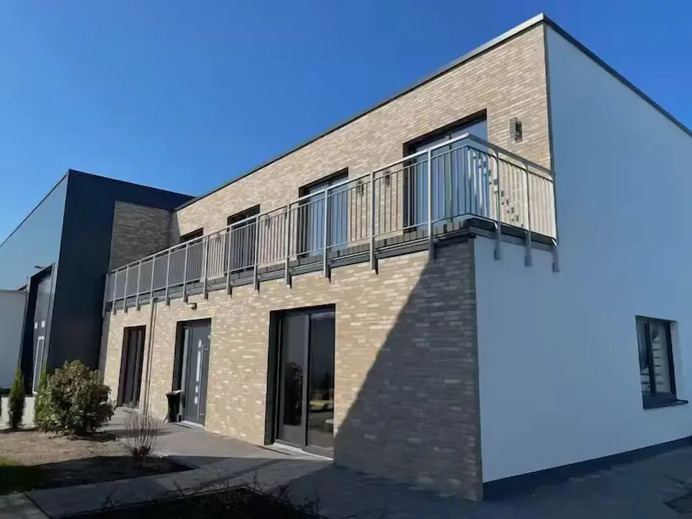 A & B Apartment und -Zimmervermietung eGbr