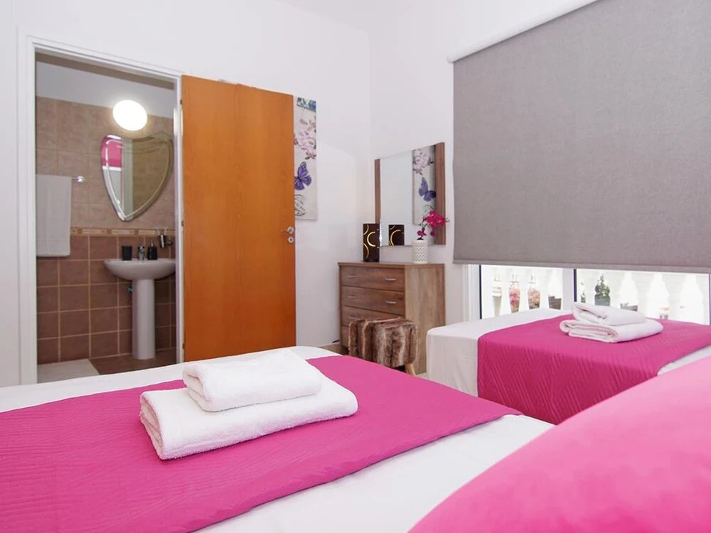 NISSI PEARL Holiday Villas Ayia Napa