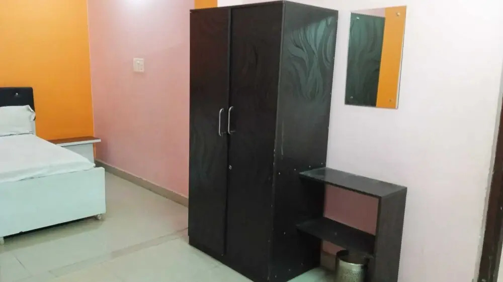 Hotel Roop Shree Inn By GRB