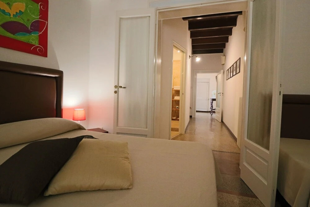 Palazzo De Tomasi B&B