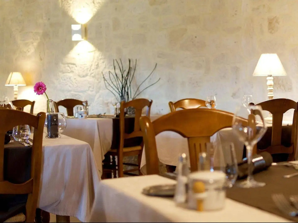 Logis Hotel Restaurant La Porte des Cévennes