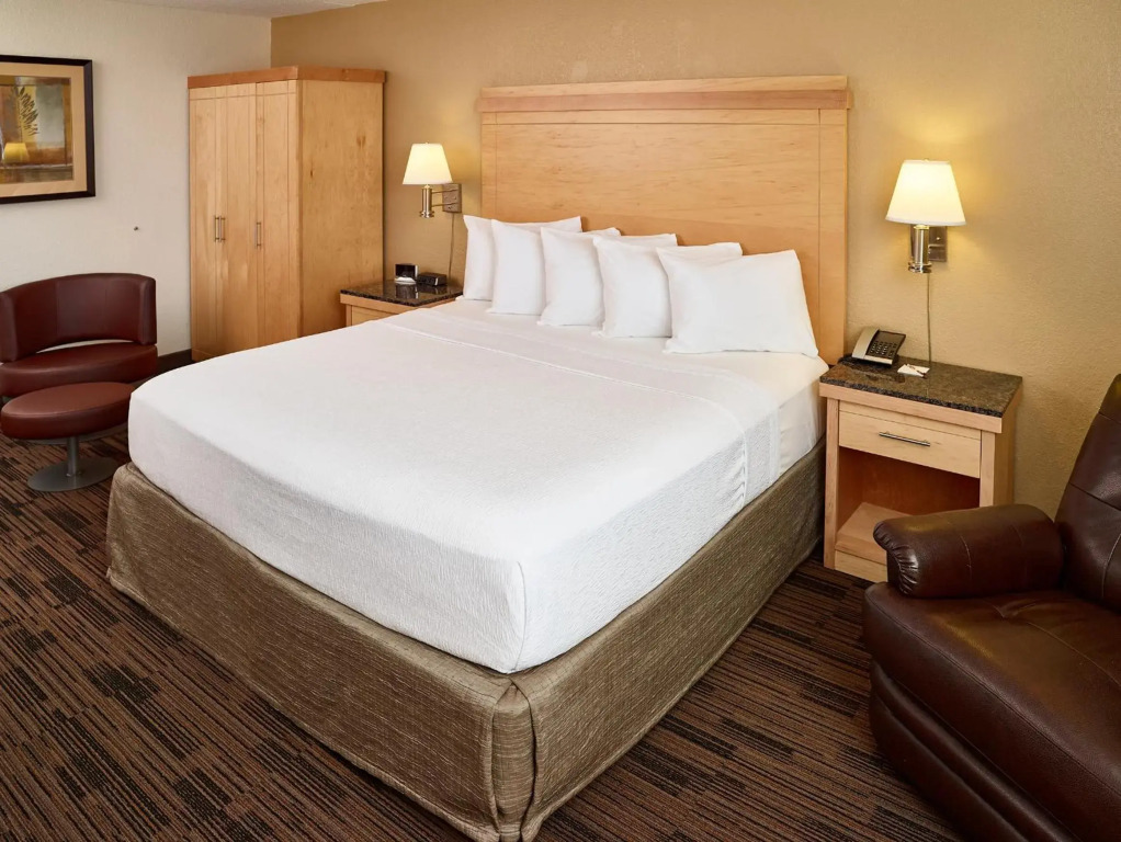 LivINN Hotel St. Paul – I-94 – East 3M Area