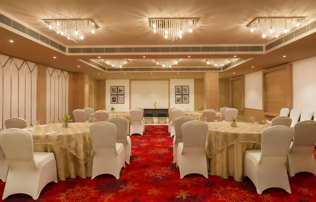 Red Fox by Lemon Tree Hotels, Dehradun