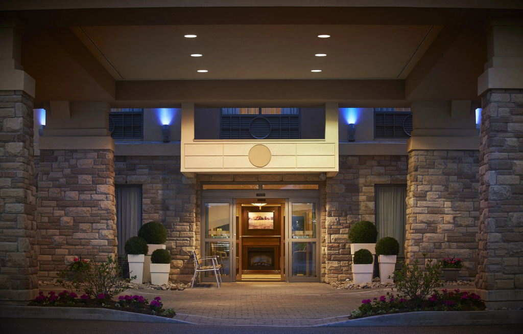 Holiday Inn Express & Suites Huntsville by IHG