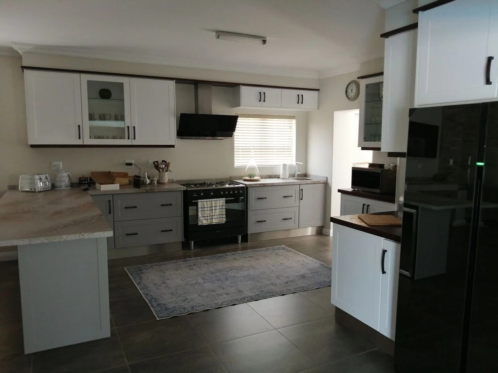 23 St Georges Way St Francis Links
